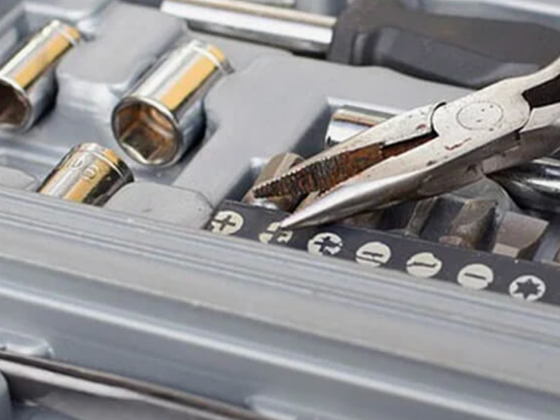 Manutenção de máquinas e manutenção para roçadeira